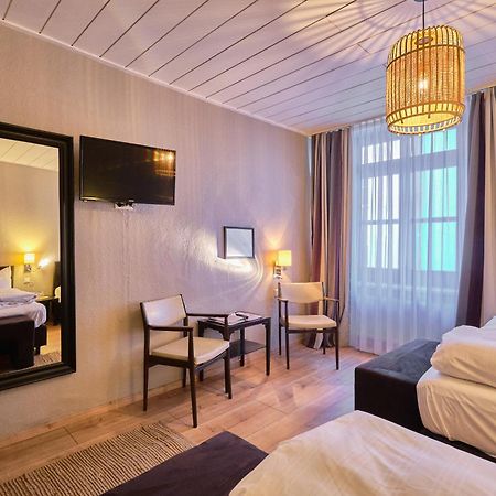 Hotel Roter Hahn เรเกนส์บวร์ก ภายนอก รูปภาพ