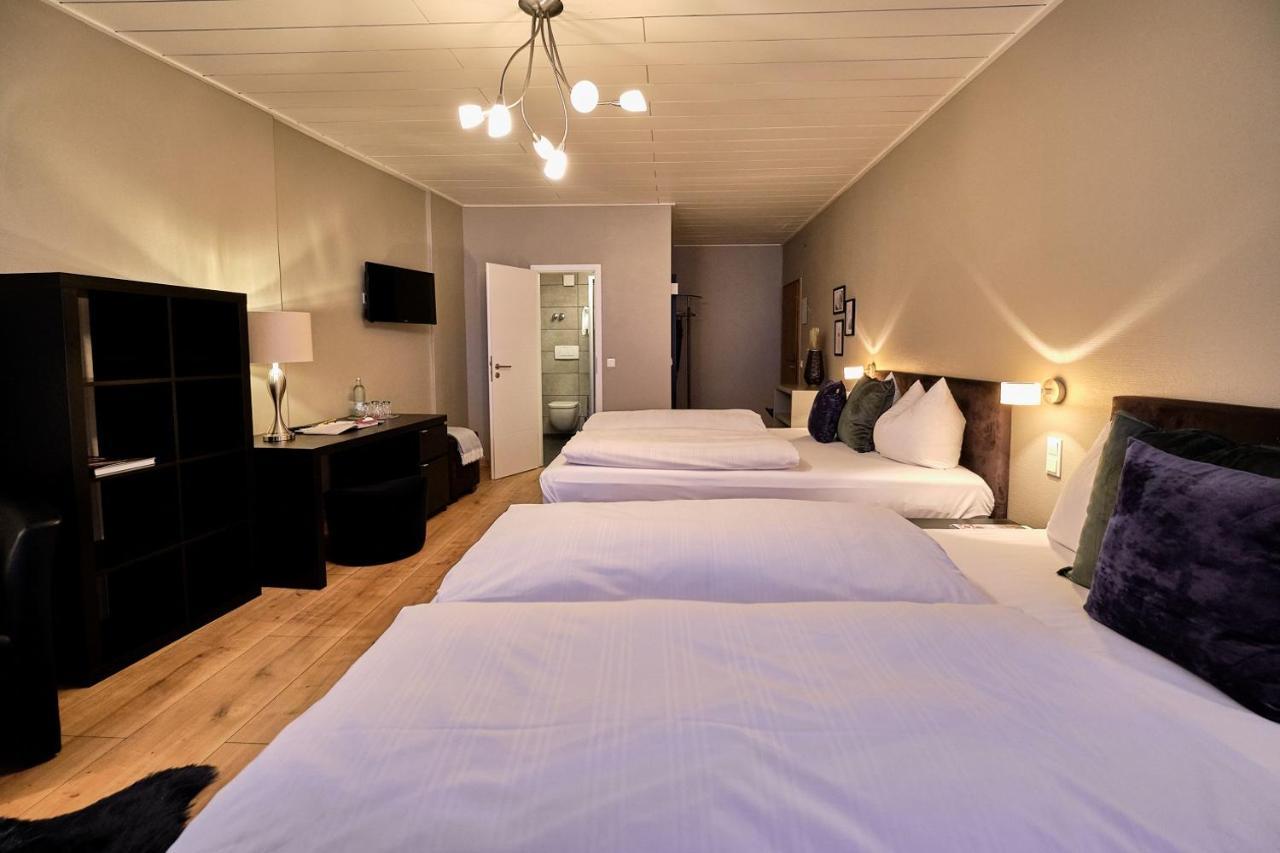 Hotel Roter Hahn เรเกนส์บวร์ก ภายนอก รูปภาพ